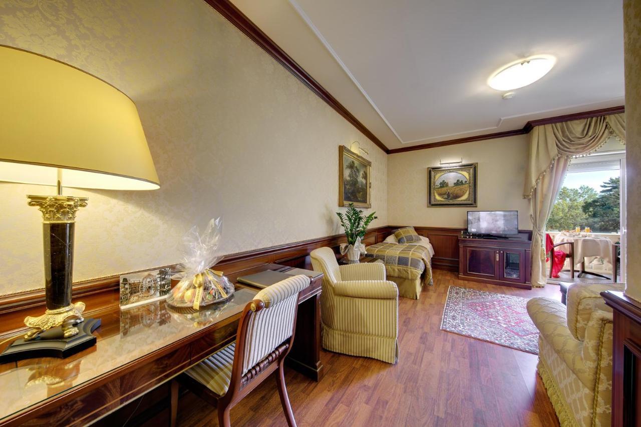 Hotel Splendid Бавено Екстериор снимка