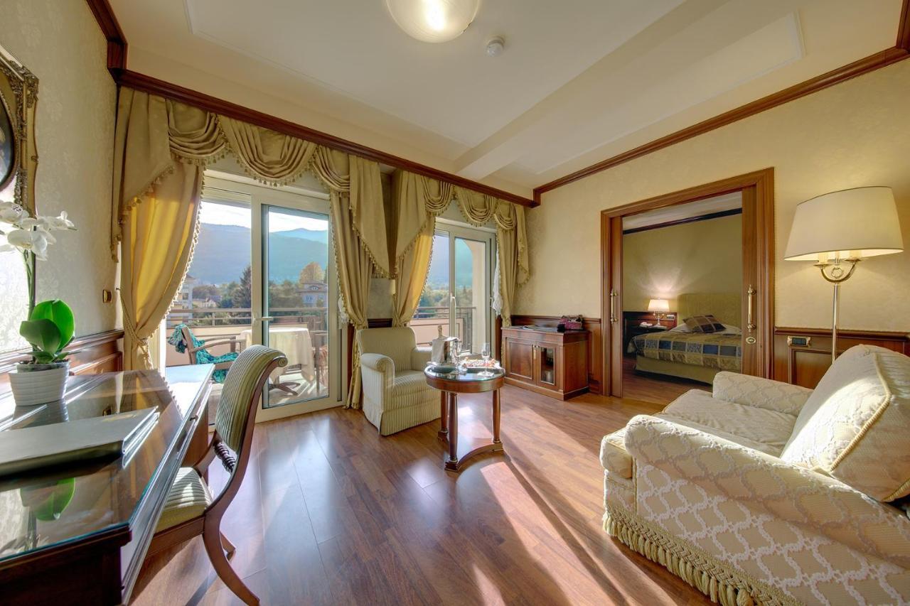 Hotel Splendid Бавено Екстериор снимка